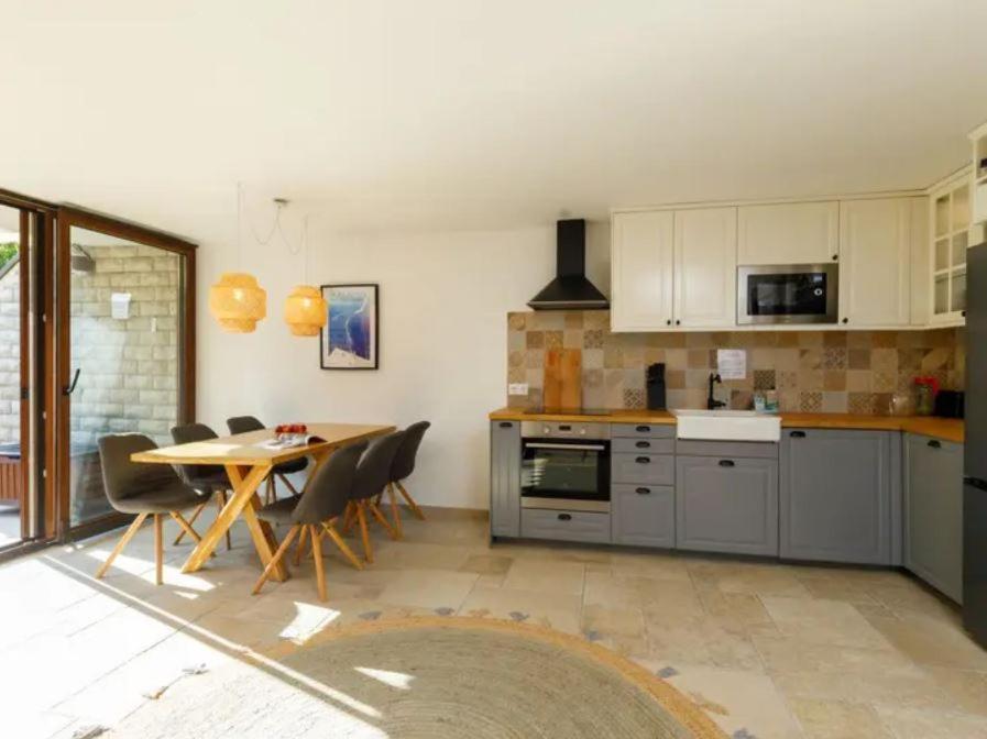 Green Lake House - Private Beach At Balaton بالاتوناكاراتيا المظهر الخارجي الصورة