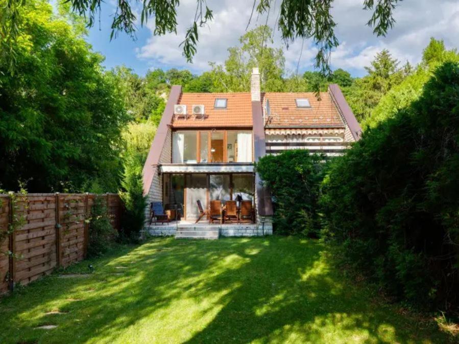 Green Lake House - Private Beach At Balaton بالاتوناكاراتيا المظهر الخارجي الصورة